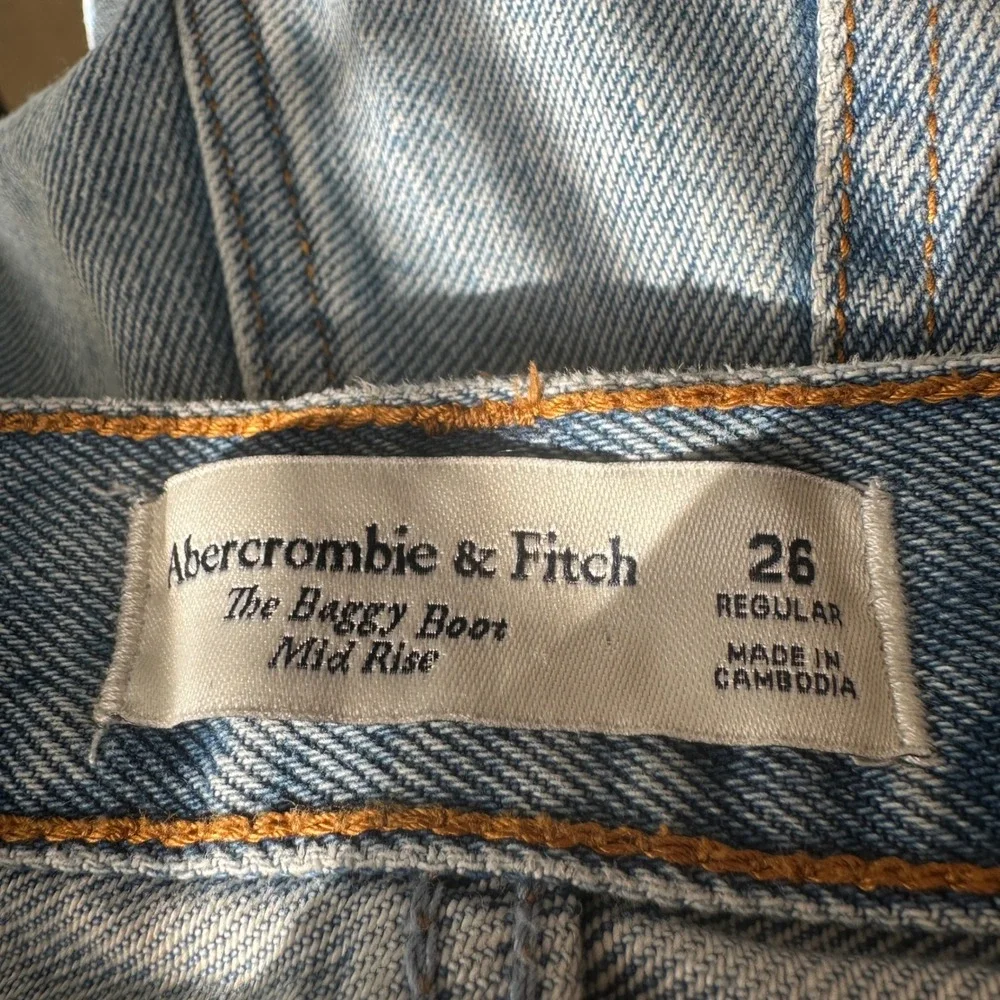 Abercrombie & Fitch Baggy Boot Mid Rise Jeans Light Wash Y2K 90s Womens 26/2 - Picture 4 of 10